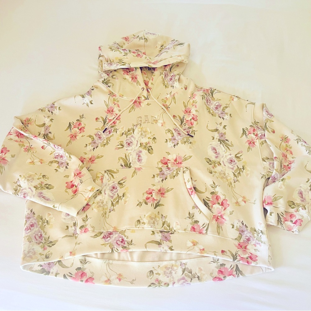 NWT GAP x Love Shack Fancy Floral Cropped Logo Hoodie